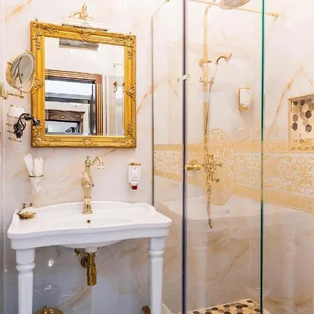 Vintage Gallery With Antique Touch Apartmán Bukurešť